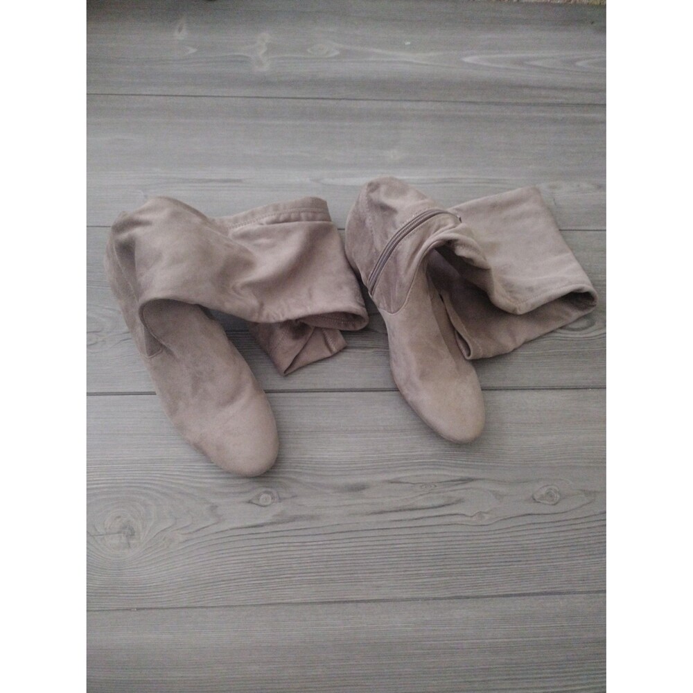 Women’s Knee‑High Suede‑Style Boots – Size 7.5 – Taupe Slouchy Fashion